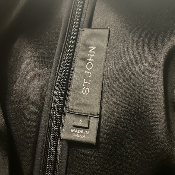 ST. JOHN Mikado Rose Blossom Floral Knee Length Shift Dress in Black/Blue Size 2 - Picture 7 of 7